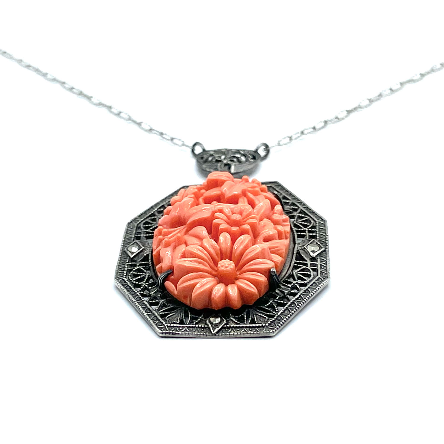 1920s Art Deco pendant