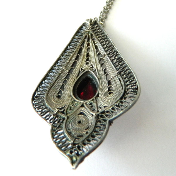 sterling pendant necklace