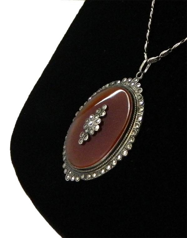 Sterling silver pendant necklace